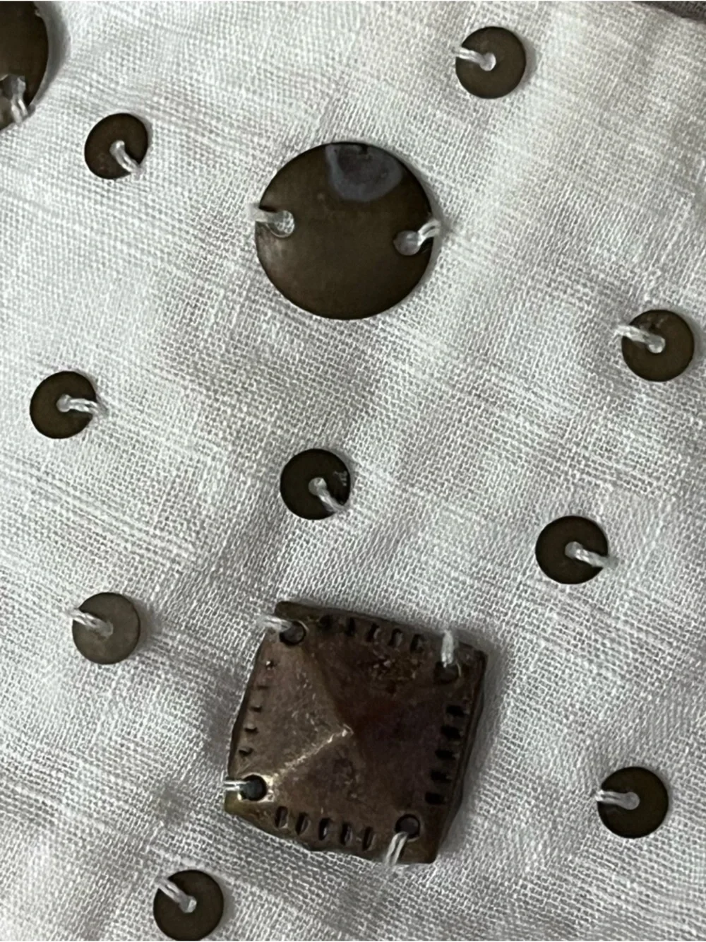 Avenue White Tunic Blouse 22/24 Plus Size Y2K Boho Embroidered Sleeveless Top - Picture 10 of 12